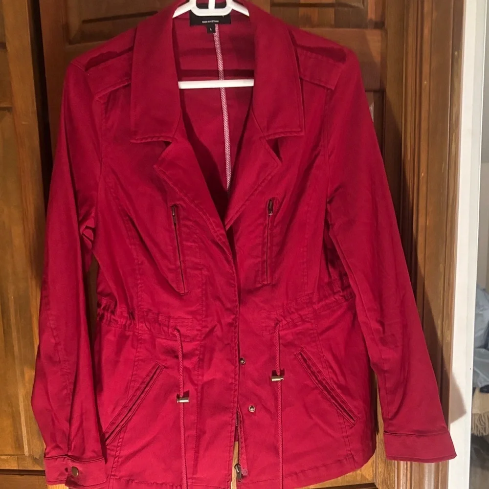 Women's Scarlet Utility Jacket - Picture 7 of 7